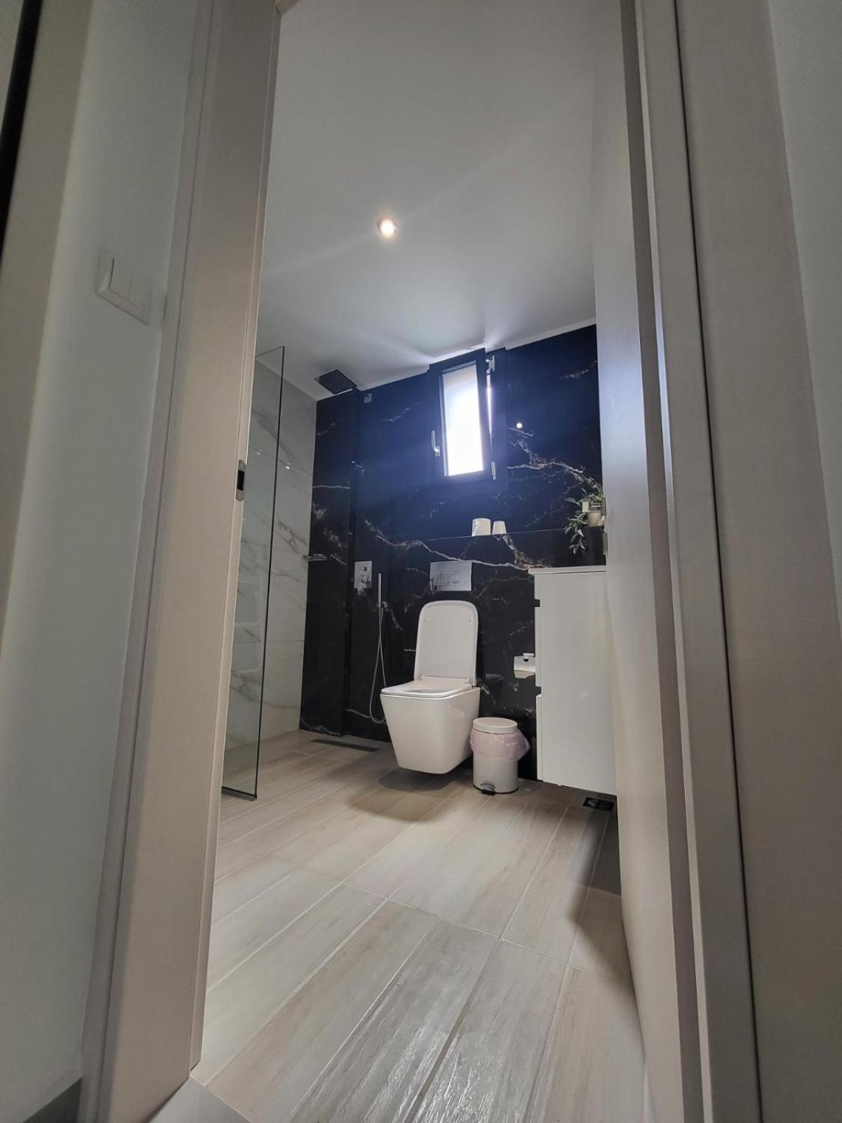 Apartment Thἕros Exceptional *