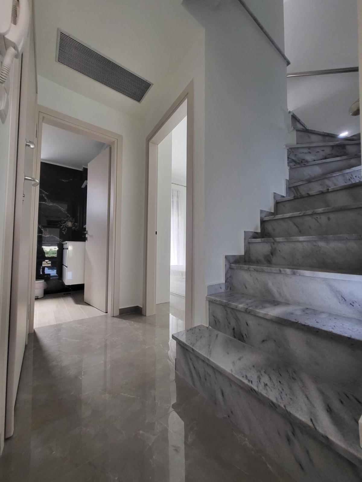 Apartment Thἕros Exceptional